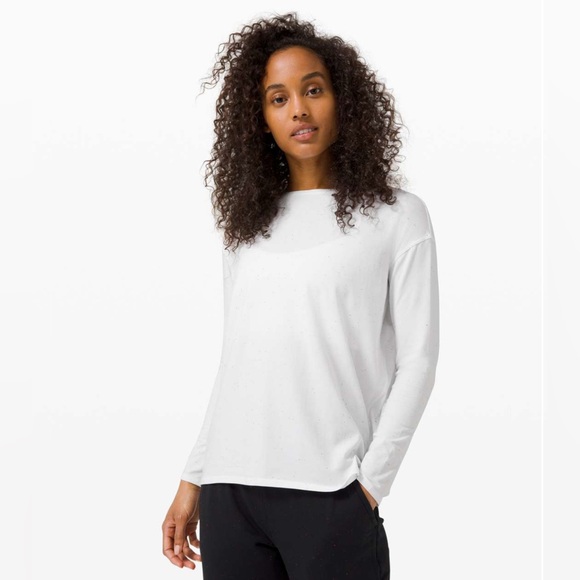 Lululemon LA Back in Action Long Sleeve *Special Edition *wordmark - Picture 2 of 5